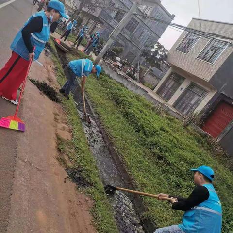 临海路开展爱国卫生运动活动                   ———临高县第三小学