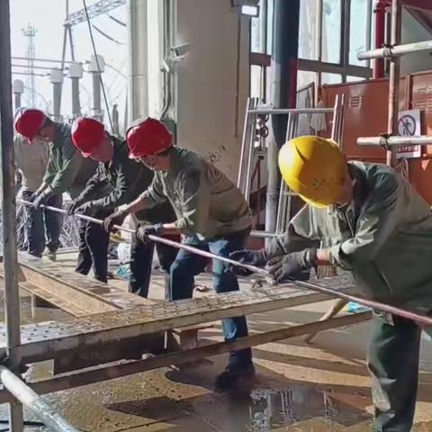 旗帜引路聚合力 ﻿‍干群一线勇冲锋