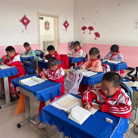 全员参与齐练兵，提升素养展风采——高若小学一二年级规范书写比赛