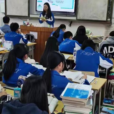 高三（1） 班第二次学习经验交流大会完美落幕