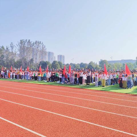 节约粮食 传承美德 ——天门市东湖学校十月第三周升旗仪式