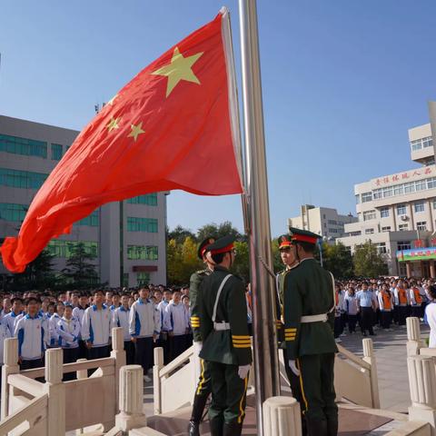 习惯决定品质，规范影响人生