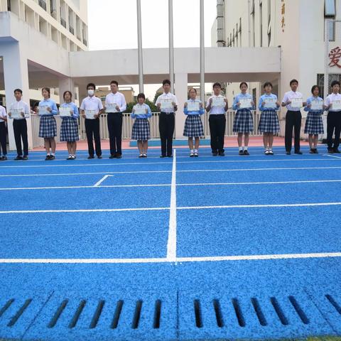 表彰树榜样，拼搏再起航 —梧桐学校九年级10月学科素养检测表彰大会