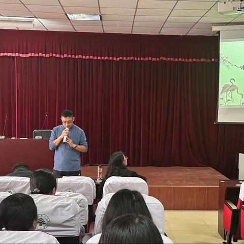 【全环境立德树人，办人民满意教育】精准分析谋奋进，笃行不怠促提升——德州市第九中学2022级十月全体教师工作会议