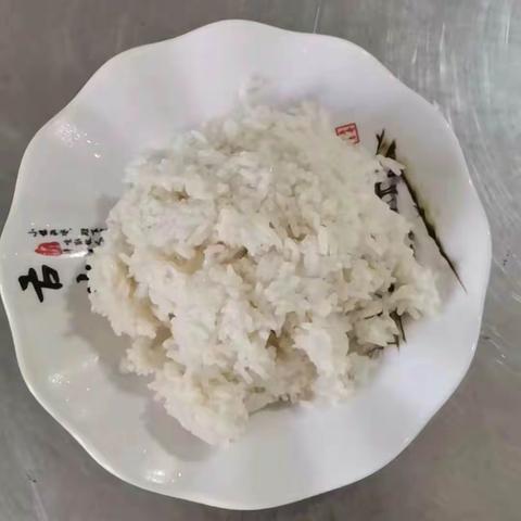 城郊街道中心幼儿园   第九周营养食谱