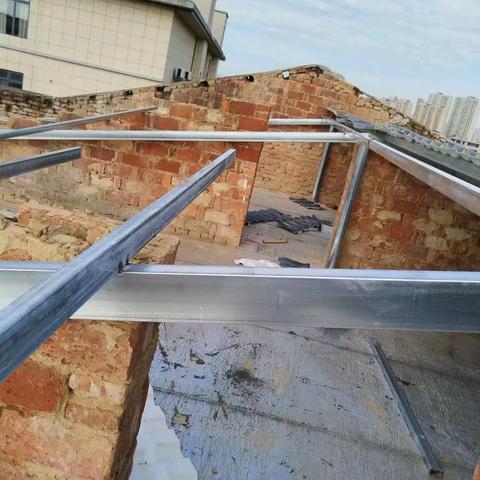 江西省万年二中老宿舍区盖瓦实拍