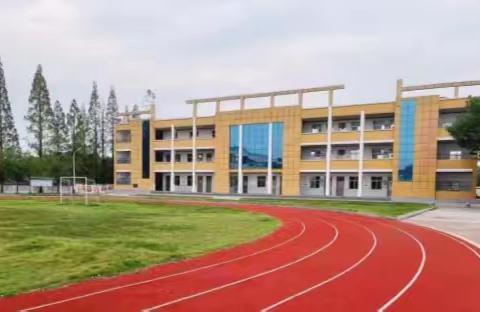 献礼建队日，争做好队员——蕲春县第二实验小学管窑校区“建队日”活动