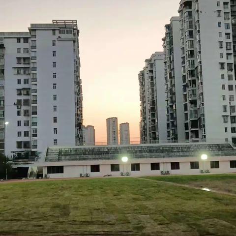 张家界旅游学校第七周大扫除总结