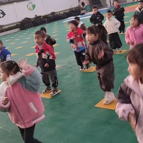 海界祖训幼儿园中二班第二十周幼儿成长日记