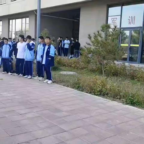 23中技连读汽修班