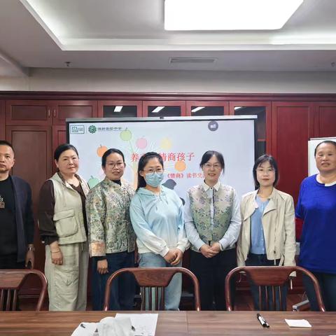 不识庐山真面目，只缘身在此山中