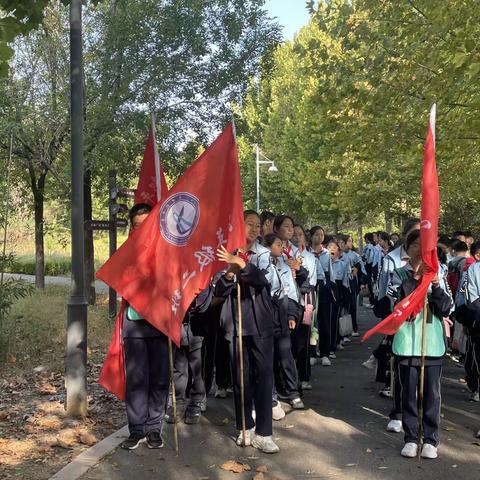 六年级二班学习伏生研学活动