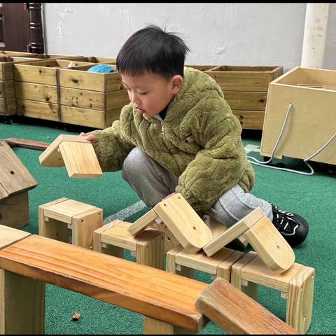 【高幼·幼儿活动】马路搭建记——建构室