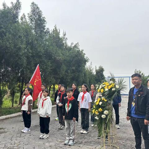 清明寄哀思，献花祭英烈——清明节踏青研学活动暨城关镇甘寨小学党支部主题党日活动