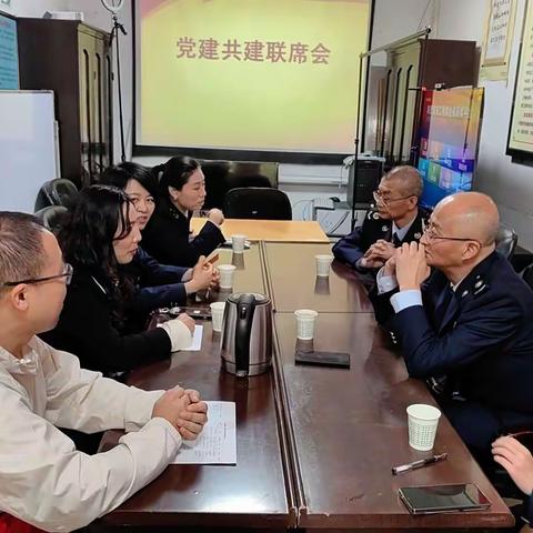 【“党建+合伙人”凝聚社区治理合力】长缨东路社区党委召开党建共建联席会议