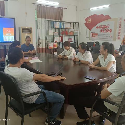 中共文昌中学后勤支部委员会深入学习习近平总书记关于教育的重要论述主题教育(11月第一周)