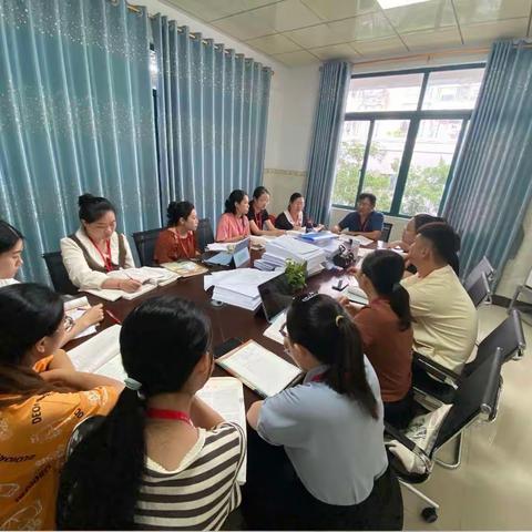 研思致新，赋能前行——海桂中学高中语文组倪萍老师研究课