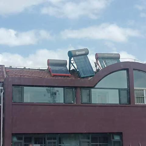 蓝格格巧解千千结之隆春菊手记