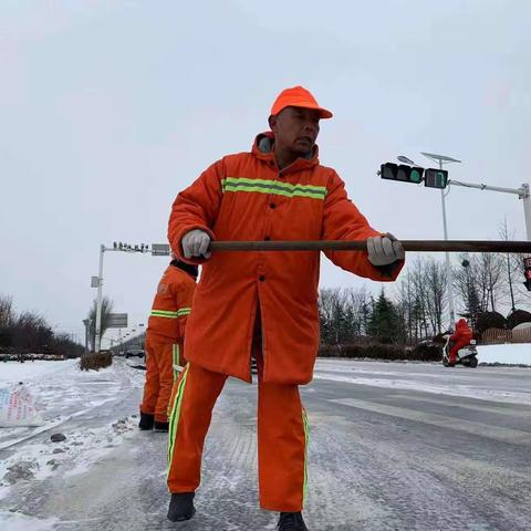 即墨区大信街道：清雪除冰，齐心协力保畅通