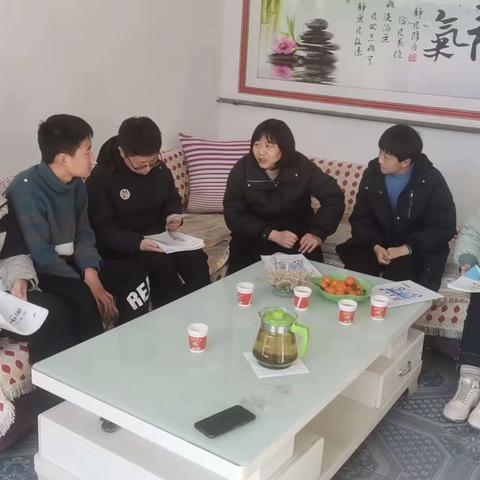 家访暖人心 携手助花开——高一年级寒假家访活动