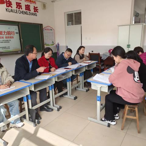 深耕细研，聚力前行——记第一小学与乌梁素海小学、先锋小学联片教研活动