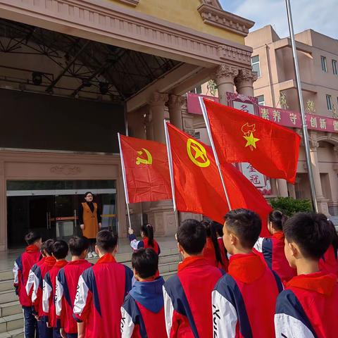 “弘扬雷锋精神，让青春在奉献中绽放！”——记融安县初级中学三月学雷锋志愿服务活动