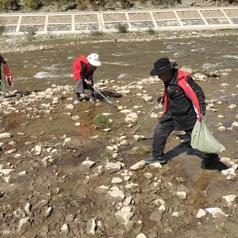 净化河道  守护生态屏障