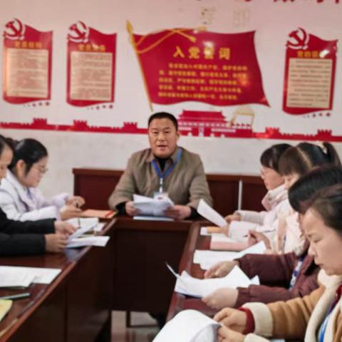 共赴教研之约，齐探育人之道——凤翼镇集体备课暨观摩课现场会纪实（崛山中小学小学部）