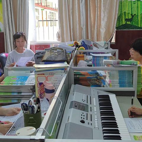 [书香英才·教学]海口市英才小学数学组“期中课堂大作业”集中审核暨第五、六单元集体备课