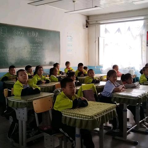 勿忘国耻，奋发向上—四合乡中心小学防控演练活动