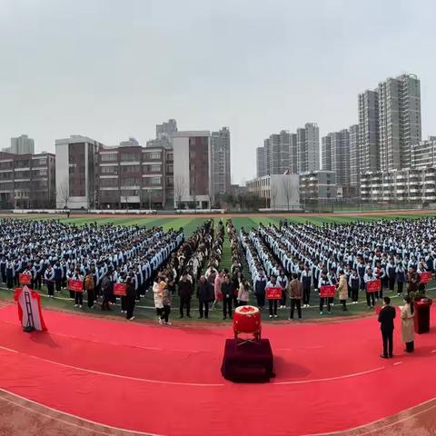 沙场砺精兵，逐梦耀华章 —滕南中学九年级沙场点兵誓师大会