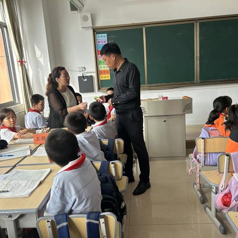 第二实验小学﻿关于“萝卜刀”等其它危险玩具的危害宣传暨禁止携带危险物品进入校园的倡议