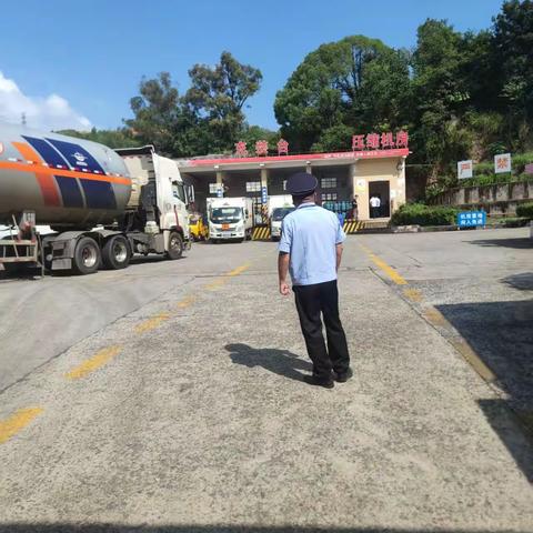 莘塍中队丨双节守护“烟火气”，燃气检查保平安