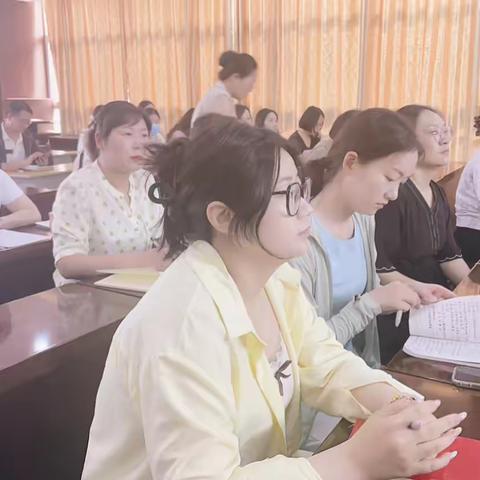 探索语文教学的深度与广度——中心路小学教育集团参与新华区小学语文系列教研活动
