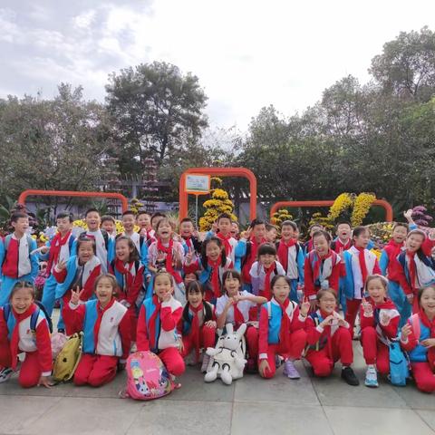 重庆渝中区天地人和街小学三年级二班|“寻访先辈足迹 传承红色基因”革命传统教育研学实践活动