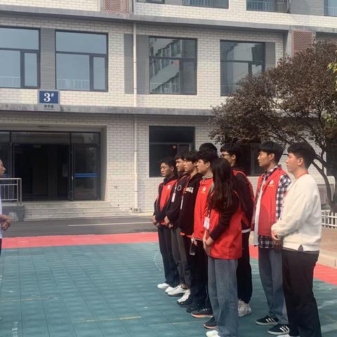 学生管理——我们是严格的