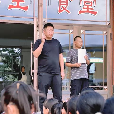 音河民族学校夜间住宿生消防逃生演练