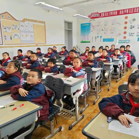 【简良小学】党员教师亮风采，复习课堂促成长