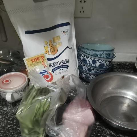 美味的包子——初2023级6班邓刘凯