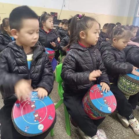 吴幼朵朵班非洲鼓(八)秋