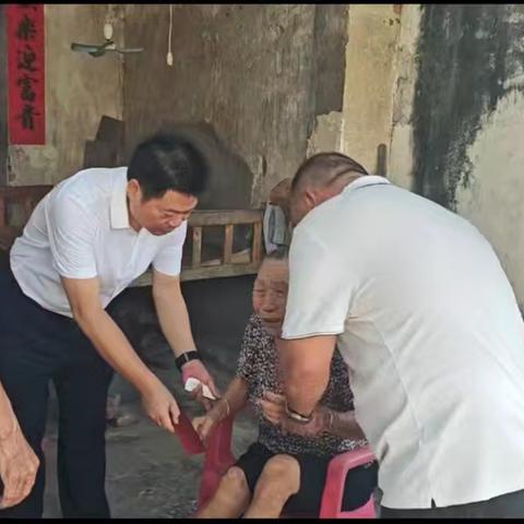 感城镇“八一”慰问：情暖功臣，共忆峥嵘，