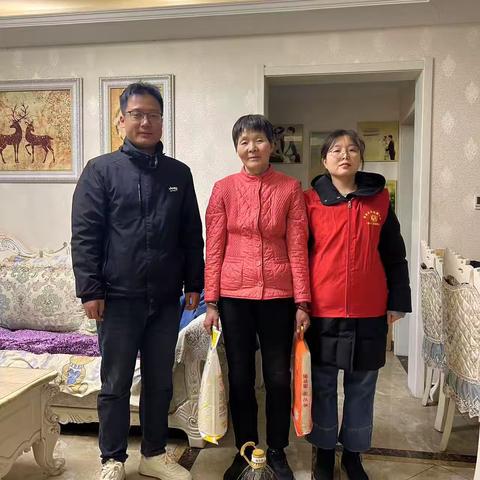 【红色等驾坡】海伦社区开展春节送温暖慰问活动