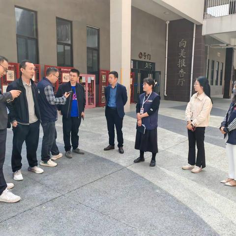 全面排查消防隐患 筑牢校园防火墙