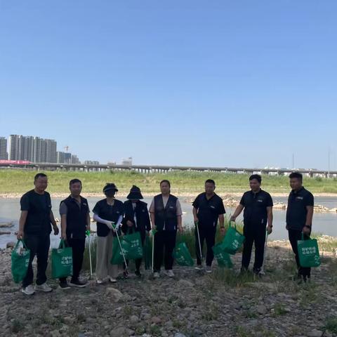 小网格 大担当 巡河护河 筑牢“安全堤坝”