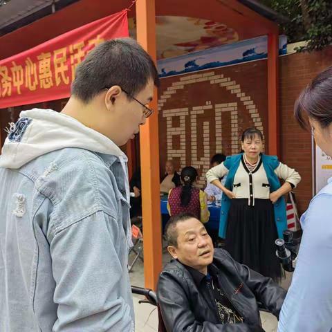 重阳佳节进社区 健康义诊暖人心