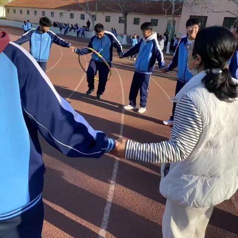 专业二部“呼啦圈”决赛