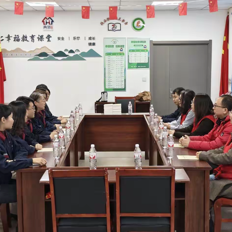 党建引领基层治理  以书为媒爱心传递