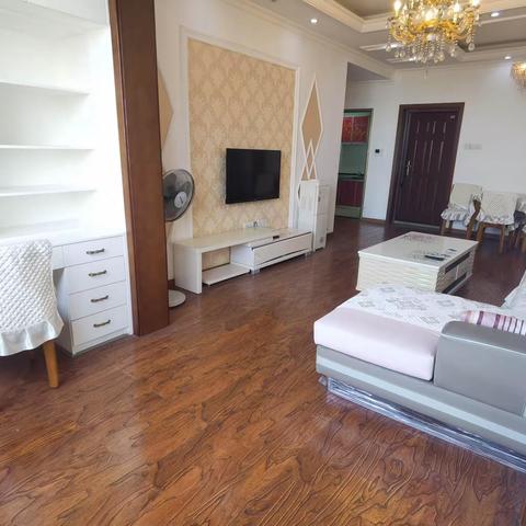 🌟万景国际产权73精装 2-2-1 好楼层 视野开阔 老证 急售45.8万 随时看房V6472