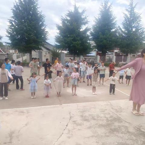 健康穆家庄 巾帼在行动