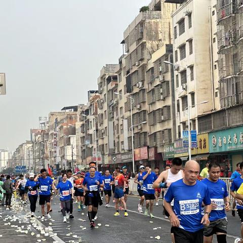 最美志愿者队伍